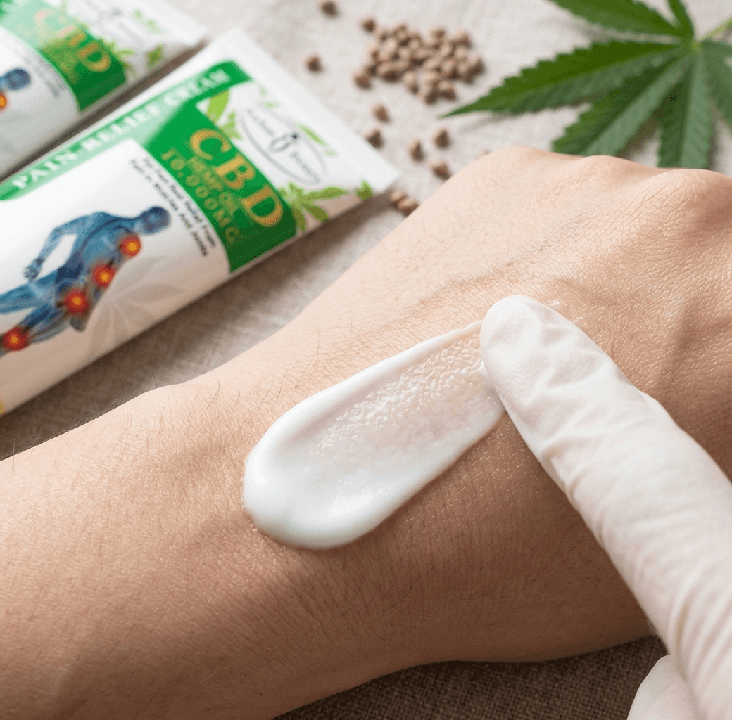 Base de crema de cáñamo: Proporciona una aplicación suave y una absorción óptima.